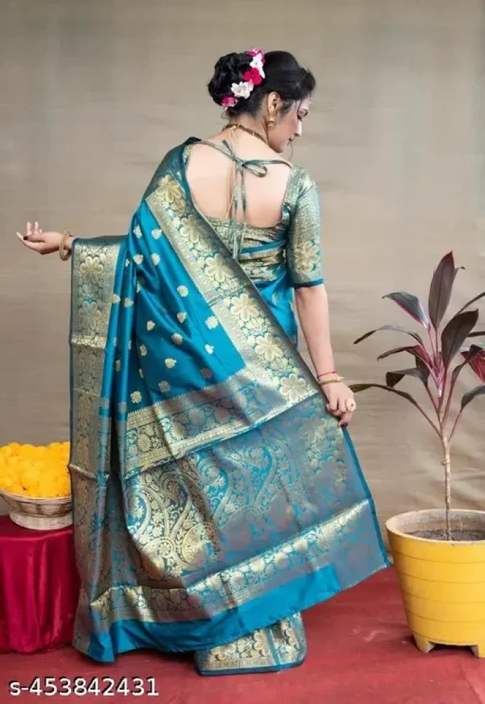 Marvellous Soft Banarasi Silk Saree With Unique Blouse Piece